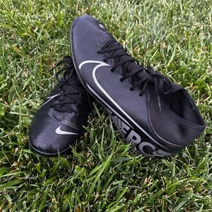 Nike Black Athletic Shoes for Sports